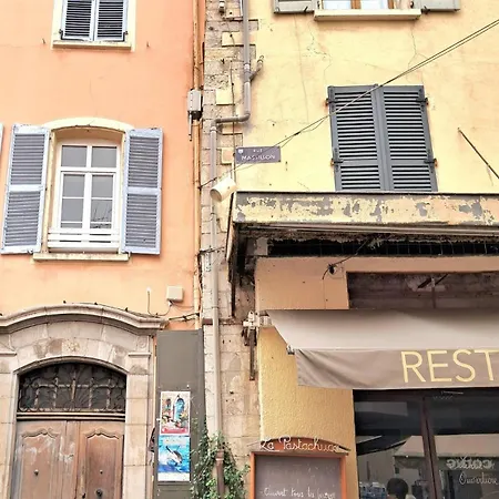 Beau F2 Au Coeur De Appartement