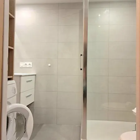 Beau F2 Au Coeur De Appartement *